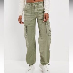 NWT American Eagle Joggers